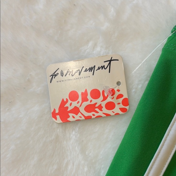 Free People Movement green high rise athletic shorts - Picture 5 of 9